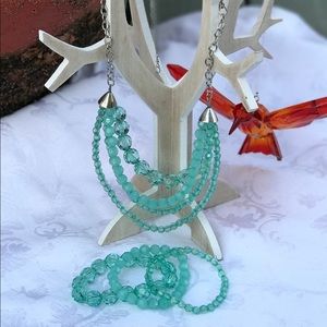4/$20 jewelry SALE! Tiered beaded necklace